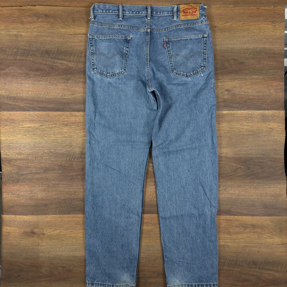 Levis 550 Relaxed Fit Tapered Leg Light Wash Blue Denim Jeans Mens 38x36 Vintage